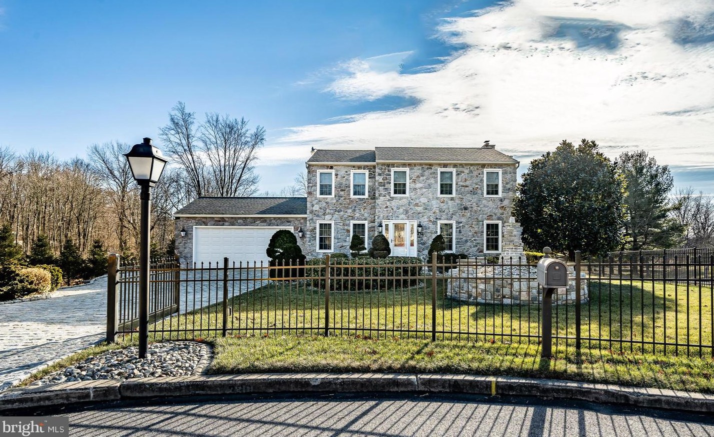 330 Courtney Cir, West Chester, PA 19382-4870