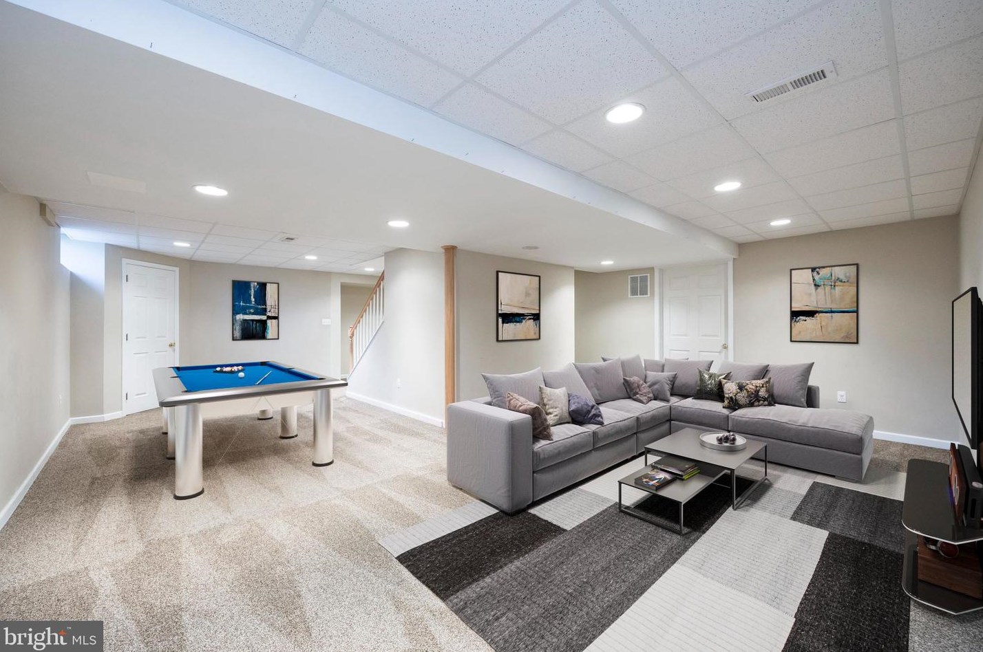 311 Haverfield Dr, Spring City PA  19475-1248 exterior