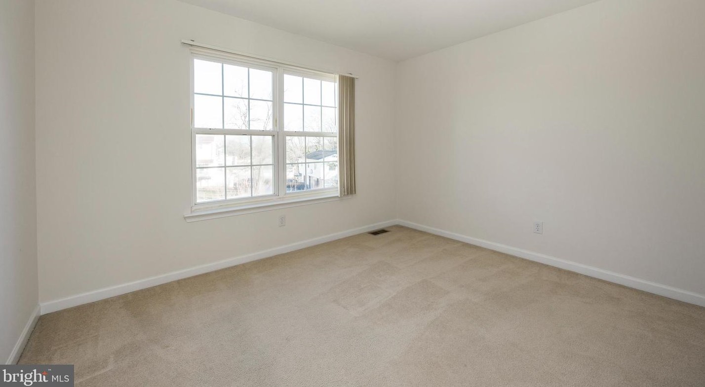 311 Haverfield Dr, Spring City PA  19475-1248 exterior