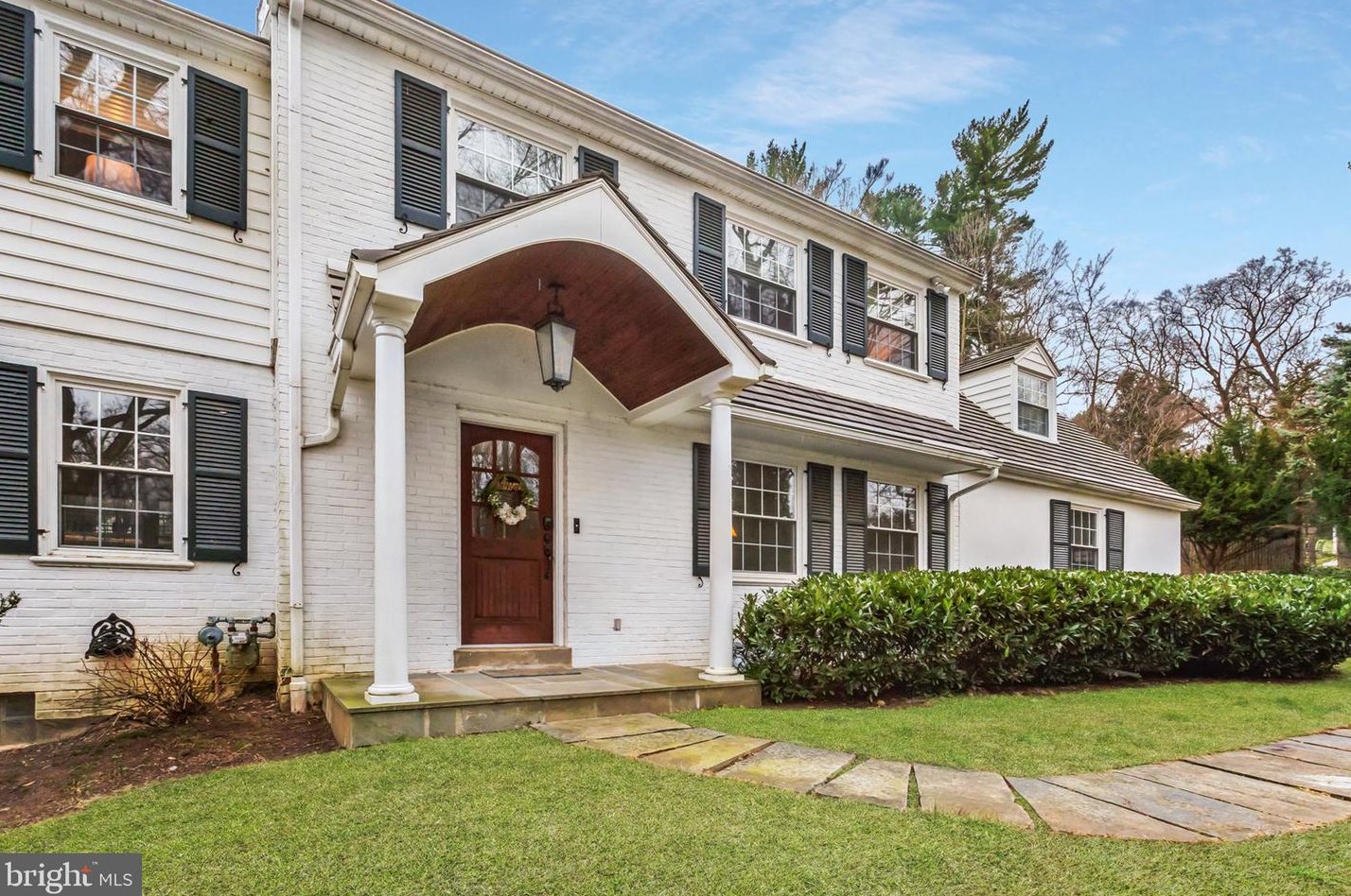 536 Woodlea Ln, Berwyn, PA 19312