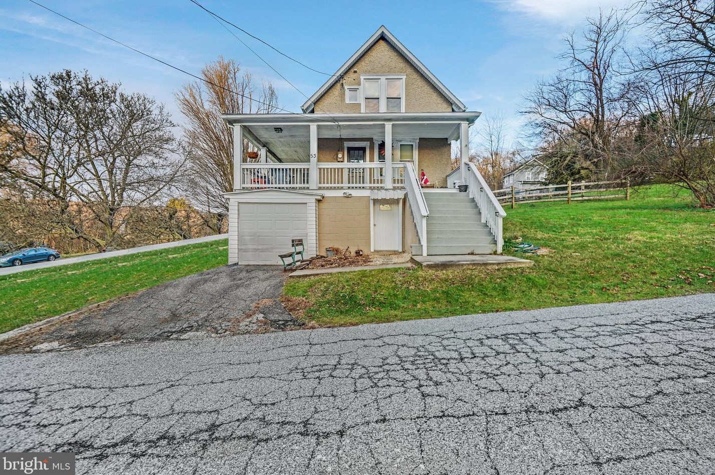 53 Bradley Ave, Romansville, PA 19320-2854