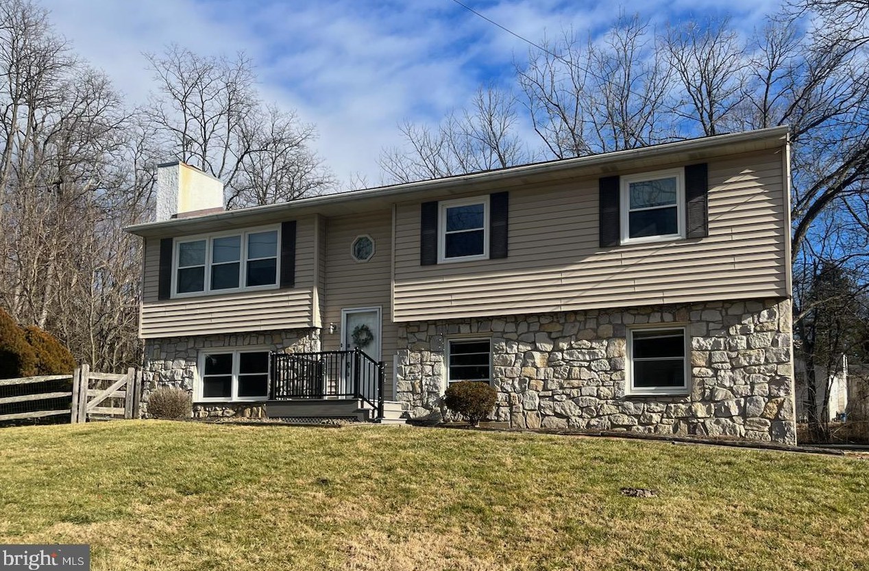 733 Everhart Ave, West Chester, PA 19382-3561