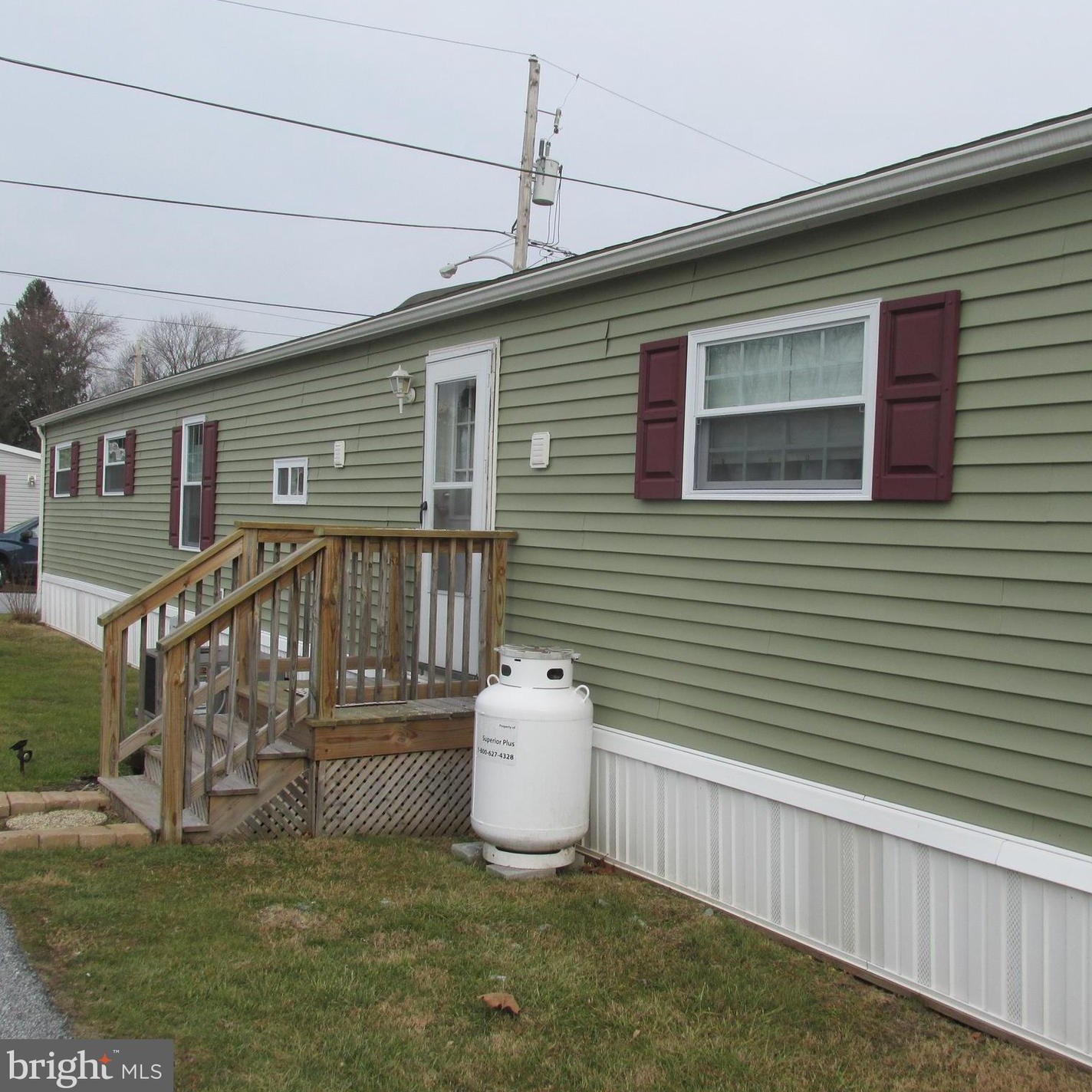 27 Fleming Dr, Romansville, PA 19320-4269