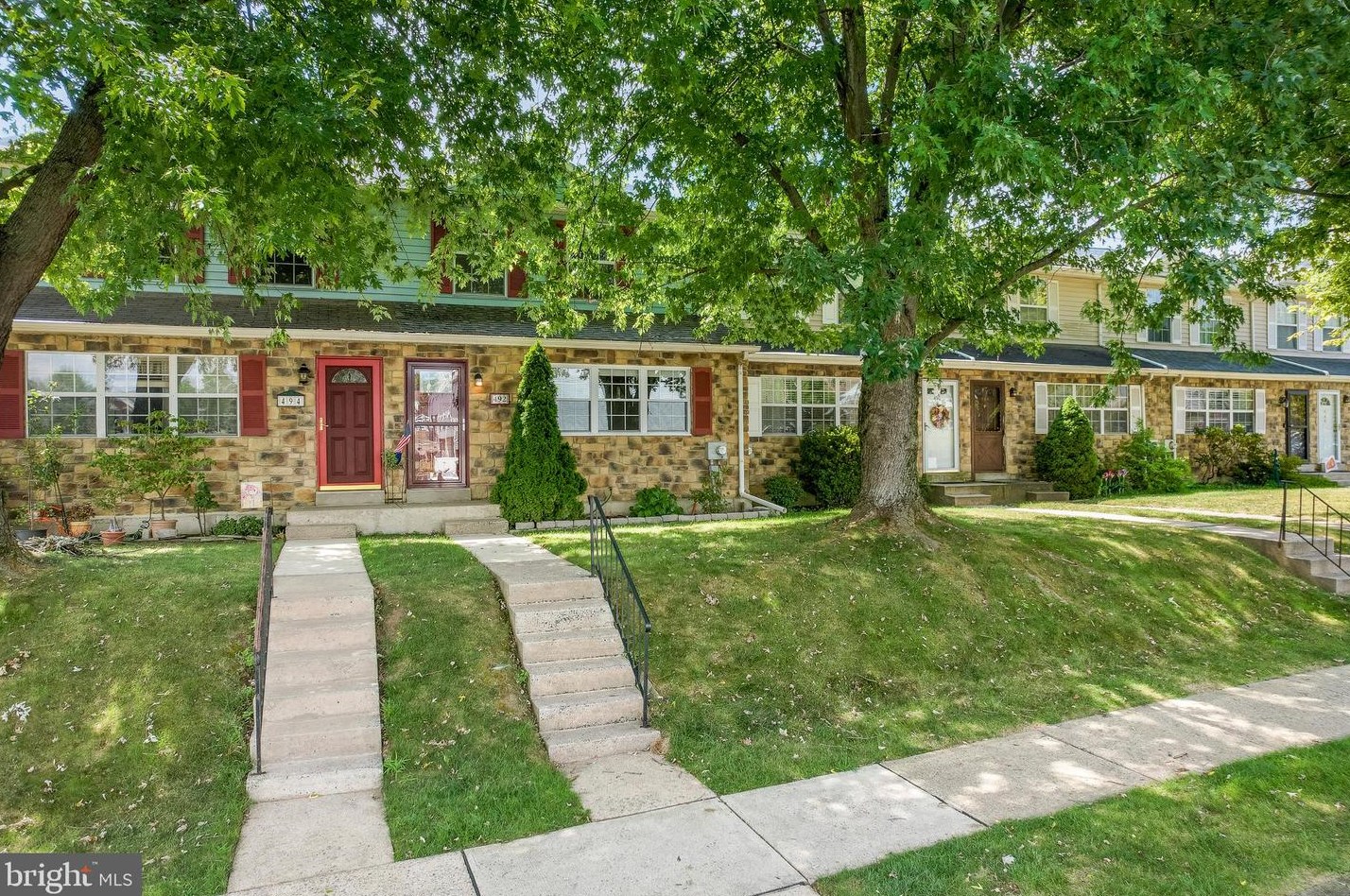492 Devon Ct, Downingtown, PA 19335