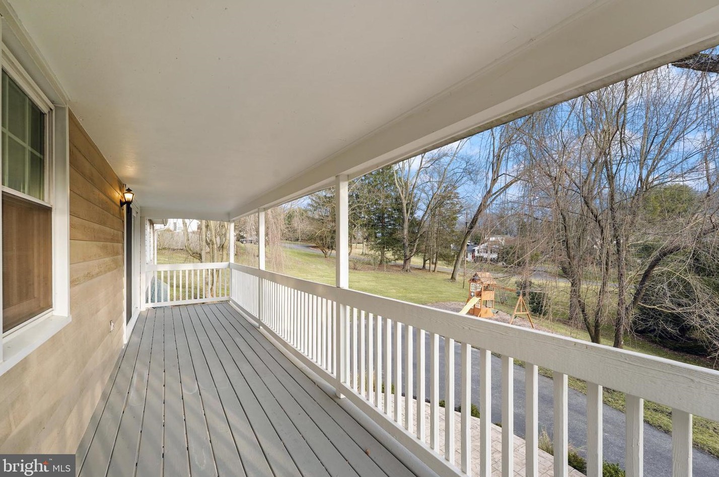 914 Springwood Dr, West Chester PA  19382-2122 exterior