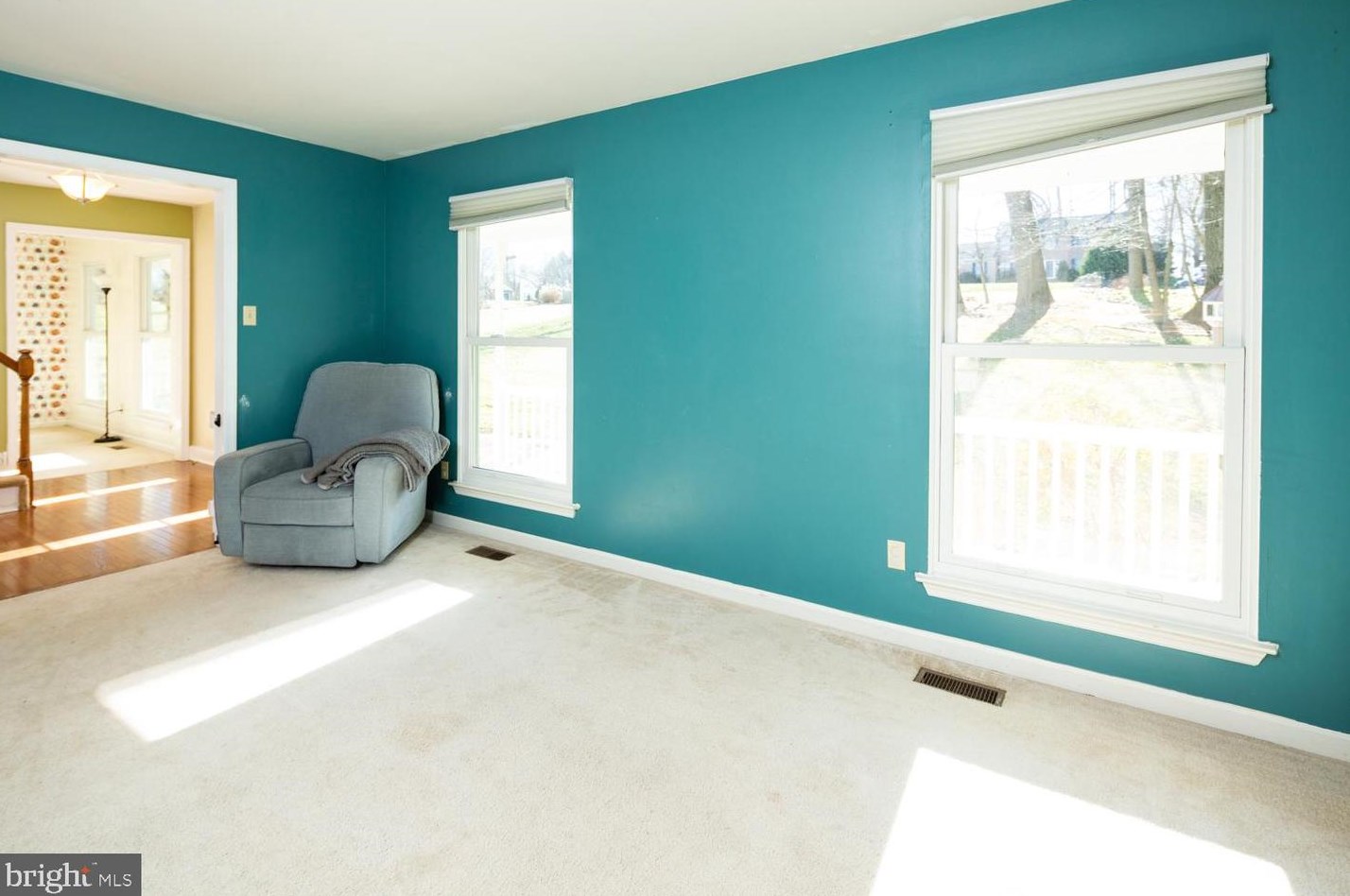 120 Whitney Dr, Avondale, PA 19311-9600