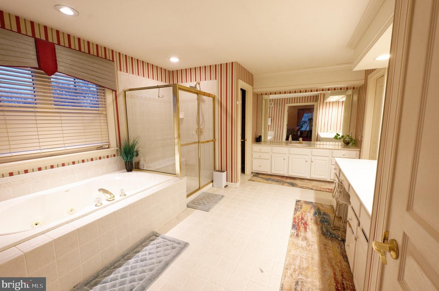 161 Applegate Dr, West Chester PA  19382-5587 exterior