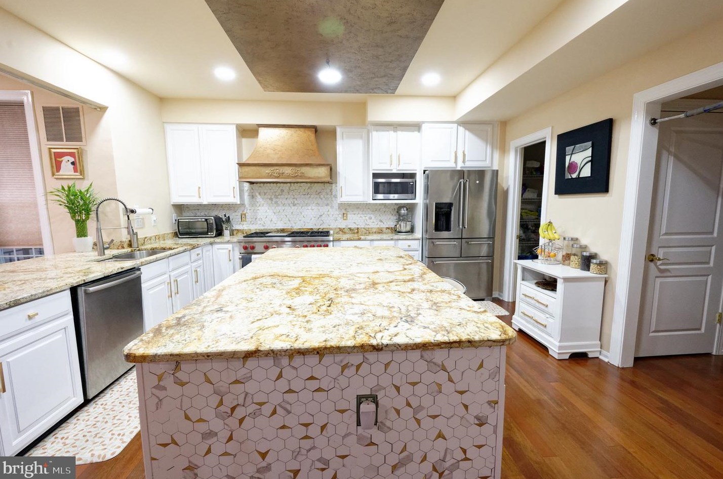 161 Applegate Dr, West Chester PA  19382-5587 exterior