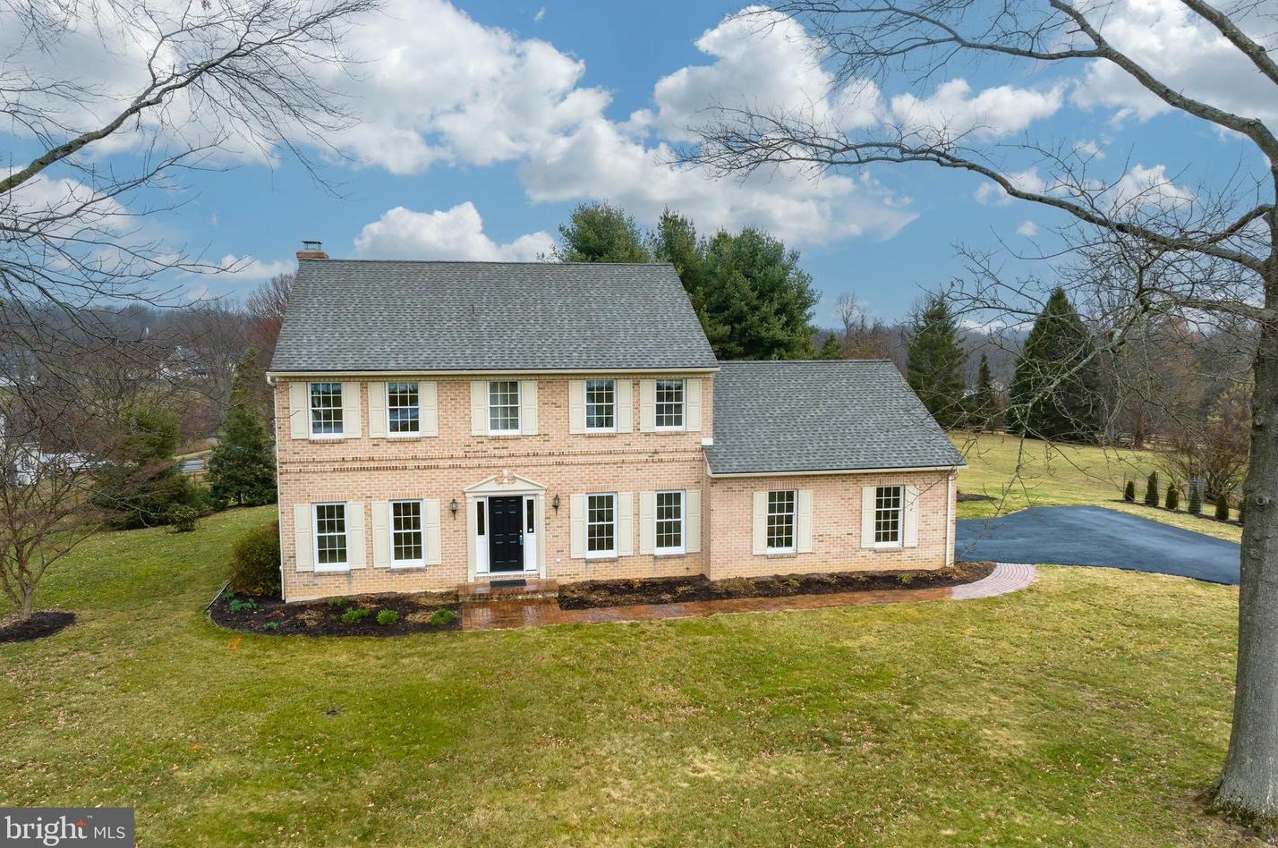 107 Ridgewood Dr, Landenberg, PA 19350