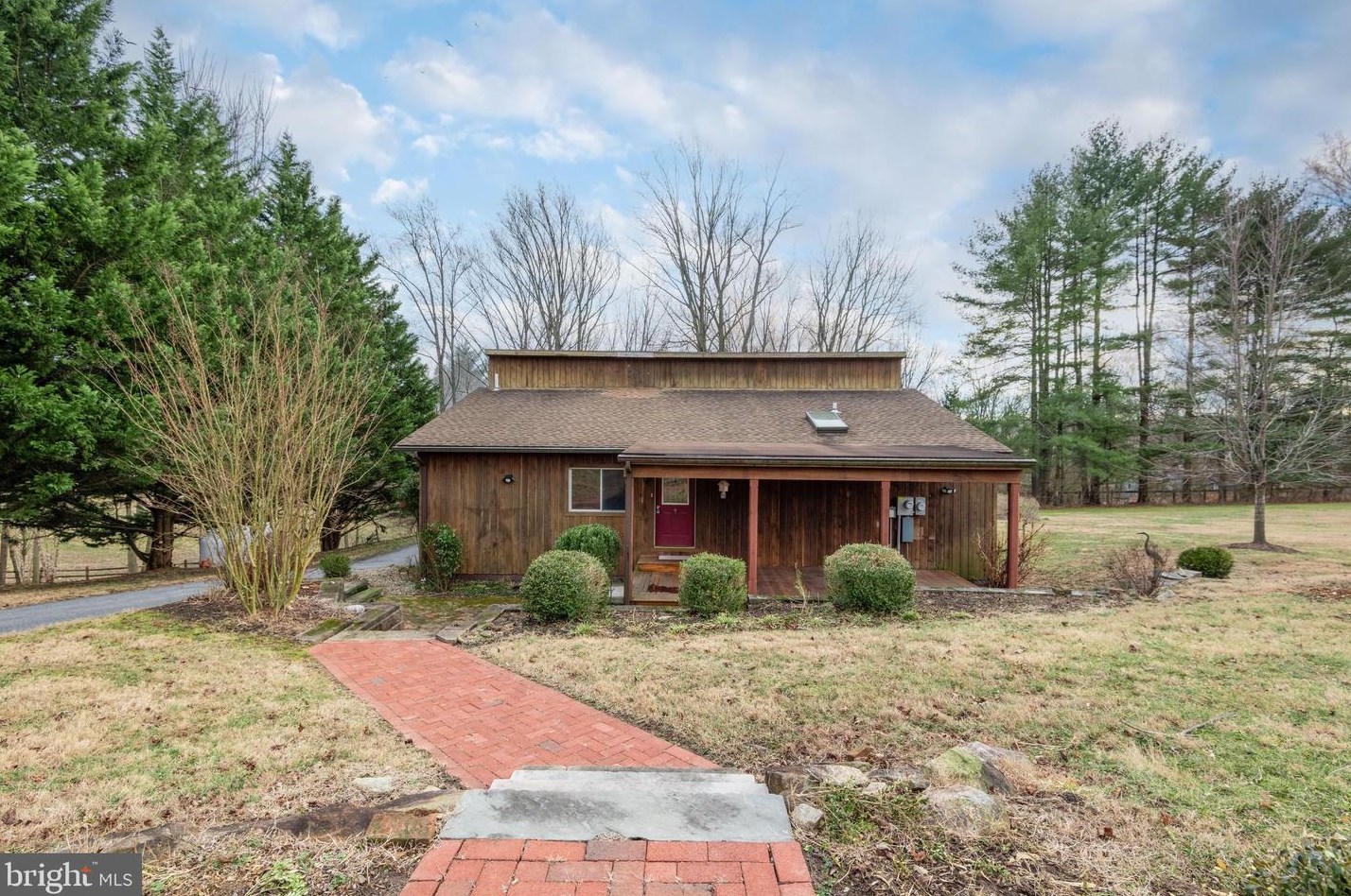 306 Ground Hog College Rd, West Chester, PA 19382