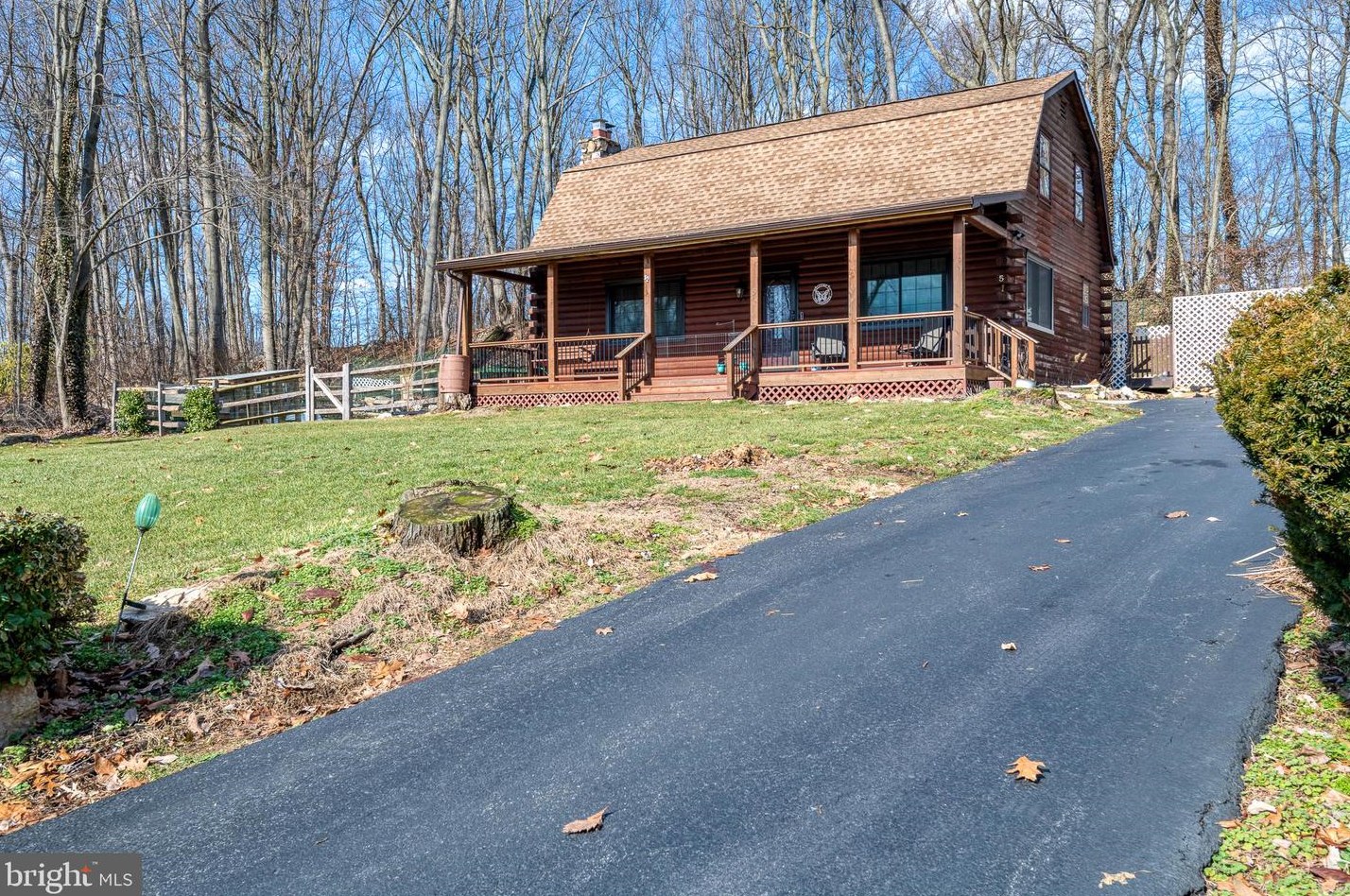 5 Brandywine Dr, Glenmoore, PA 19343-1005