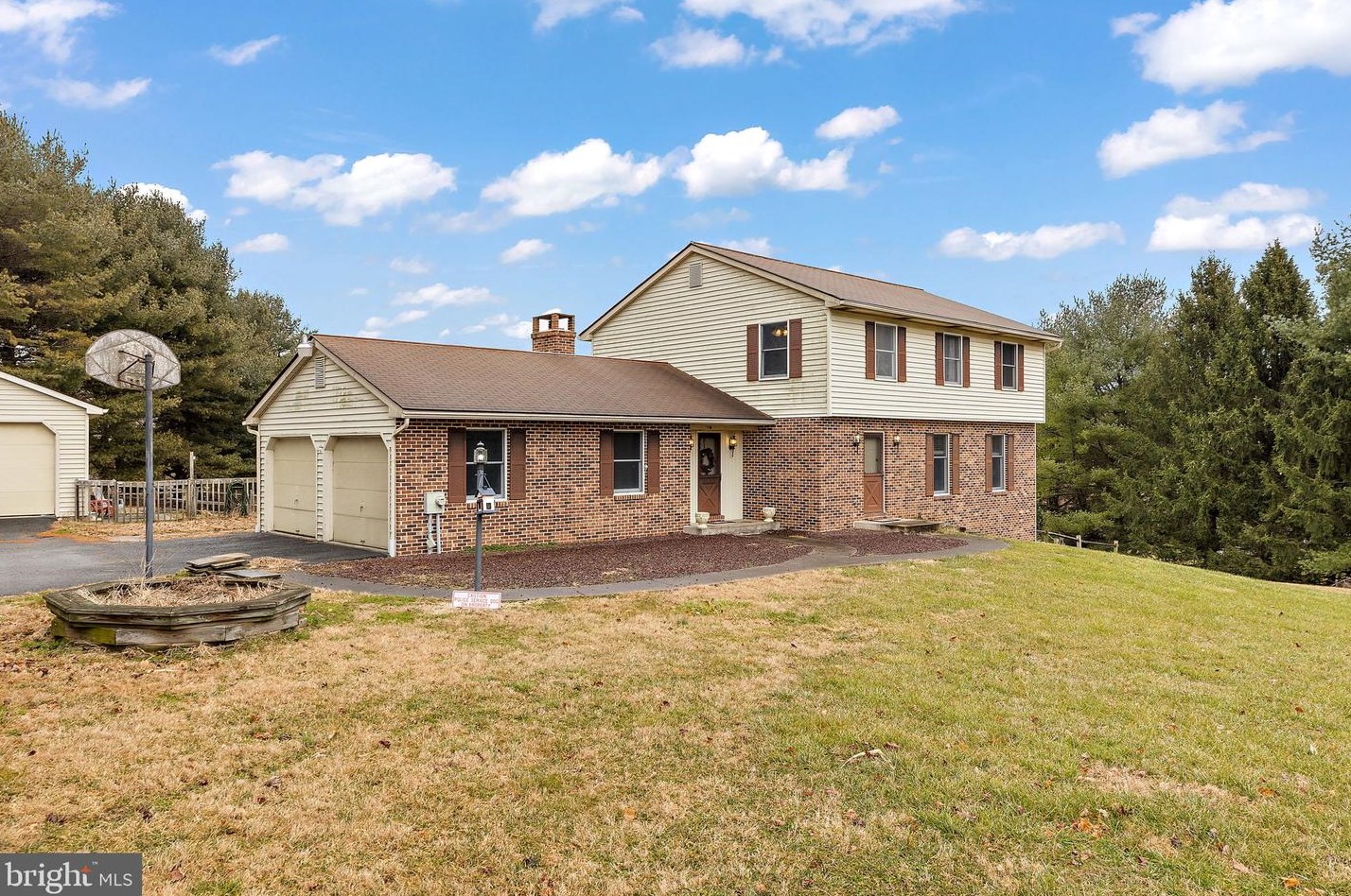 111 Sawmill Rd, Landenberg, PA 19350