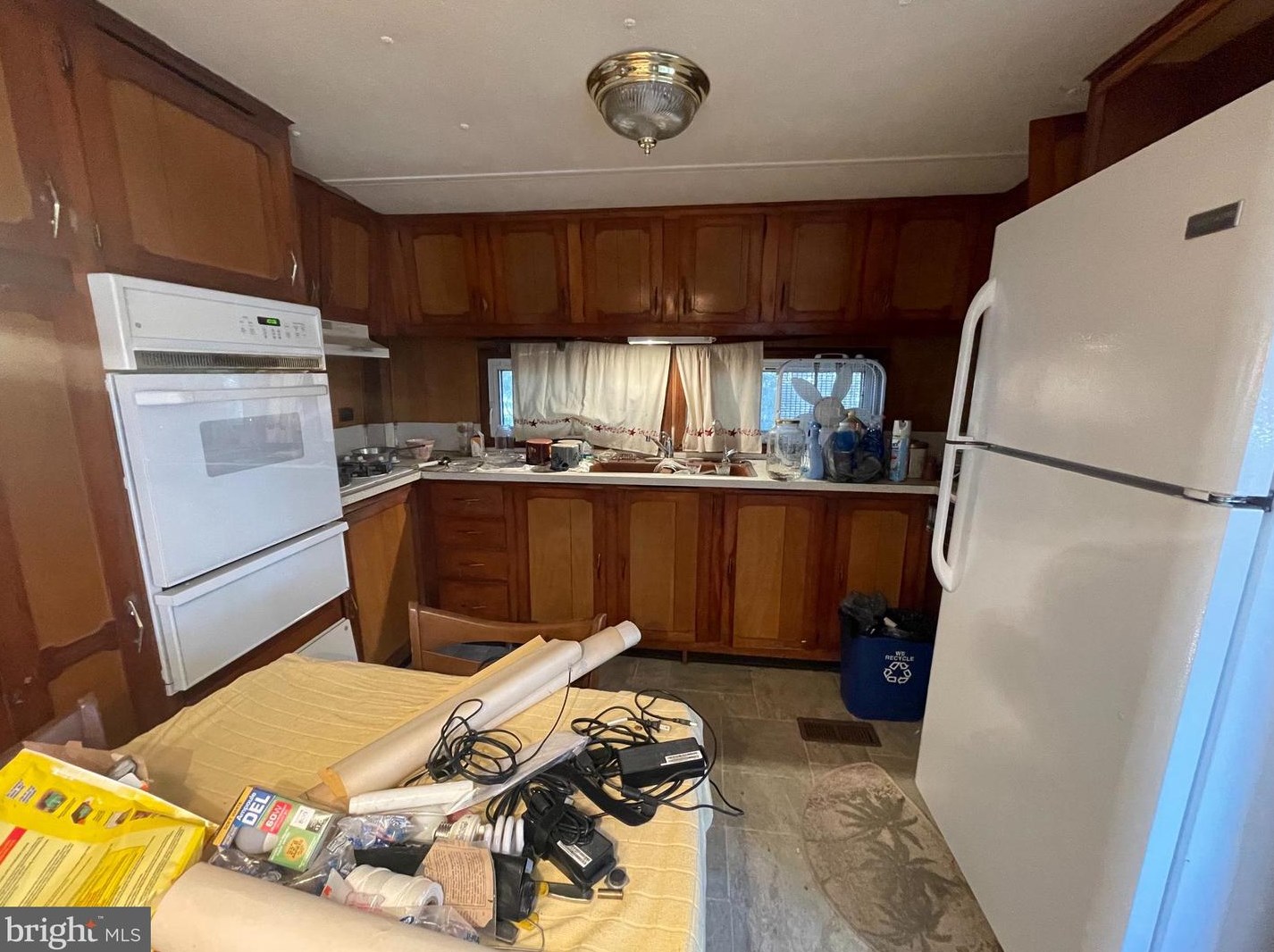 110 Scotts Ln, Oxford PA  19363-2506 exterior
