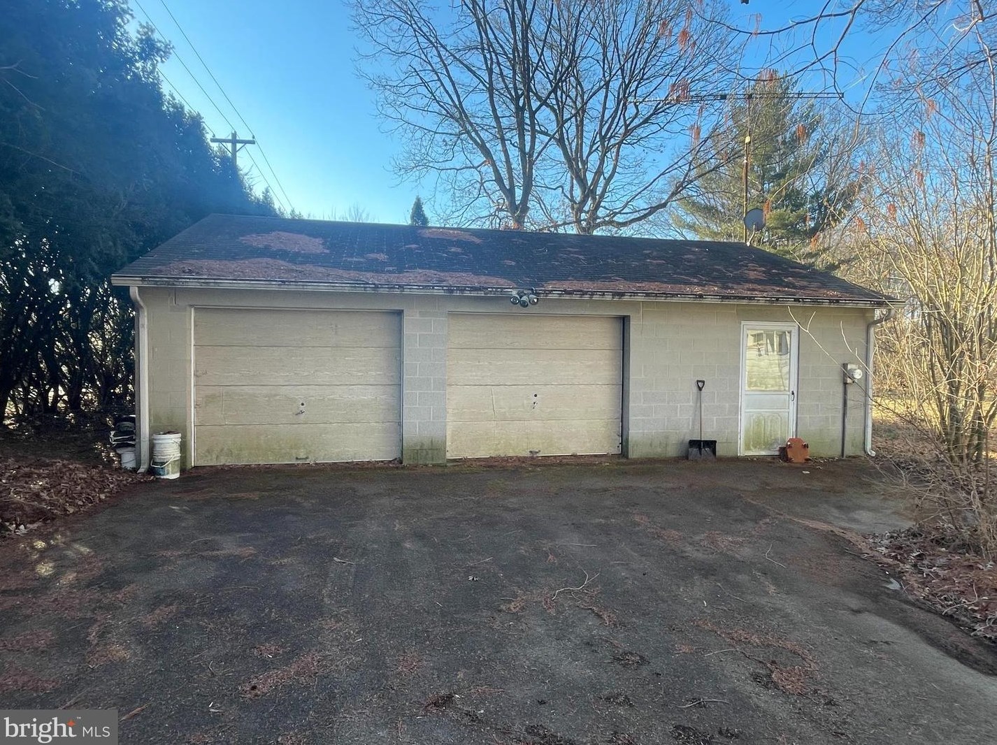 110 Scotts Ln, Oxford PA  19363-2506 exterior