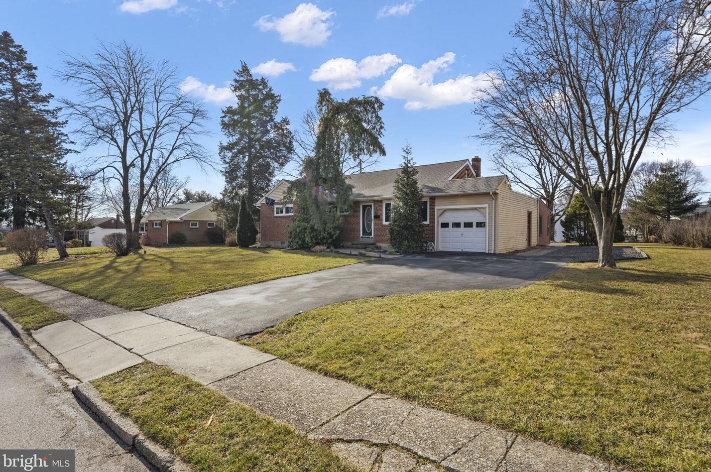 146 S Cedar Hollow Rd, Paoli, PA 19301