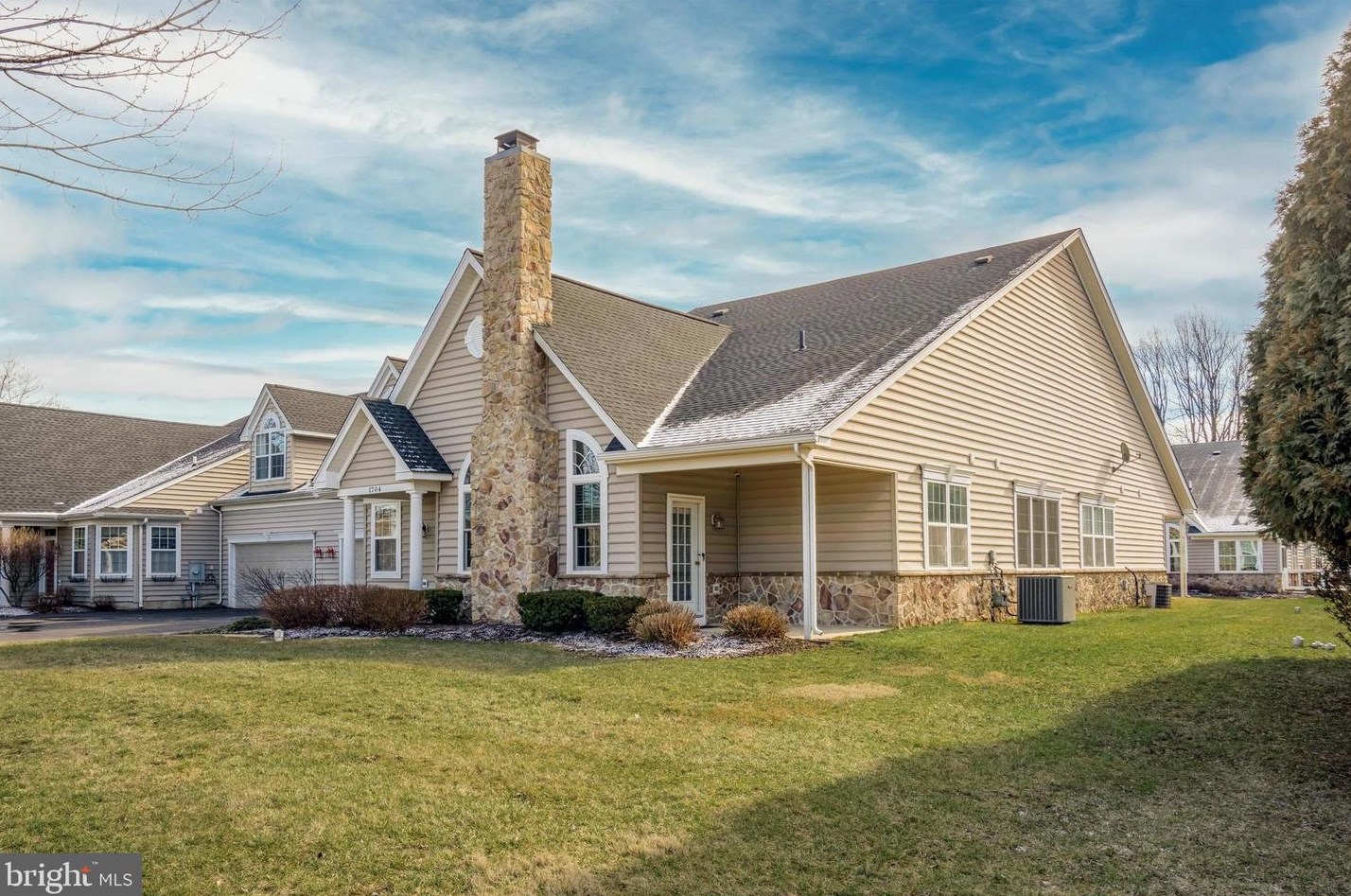 1704 Dawman Rd, Romansville, PA 19320-2076