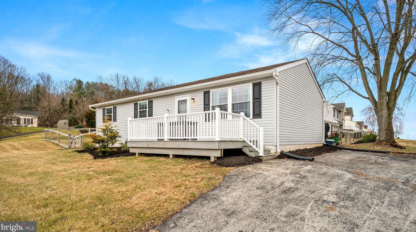 800 W Bridge St, Parkesburg, PA 19365