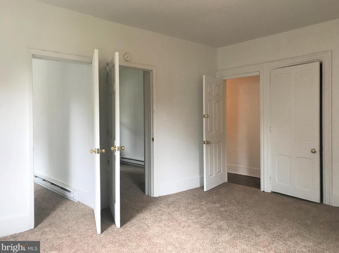 25 Pennsylvania Ave, Romansville PA  19320-3675 exterior