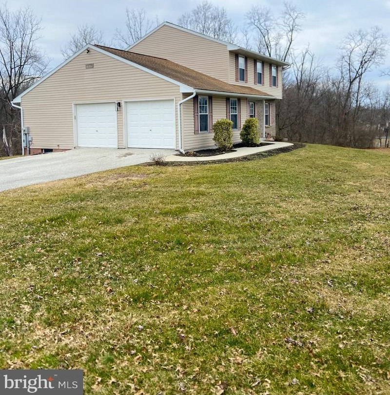 3160 Schuylkill Rd, Spring City, PA 19475