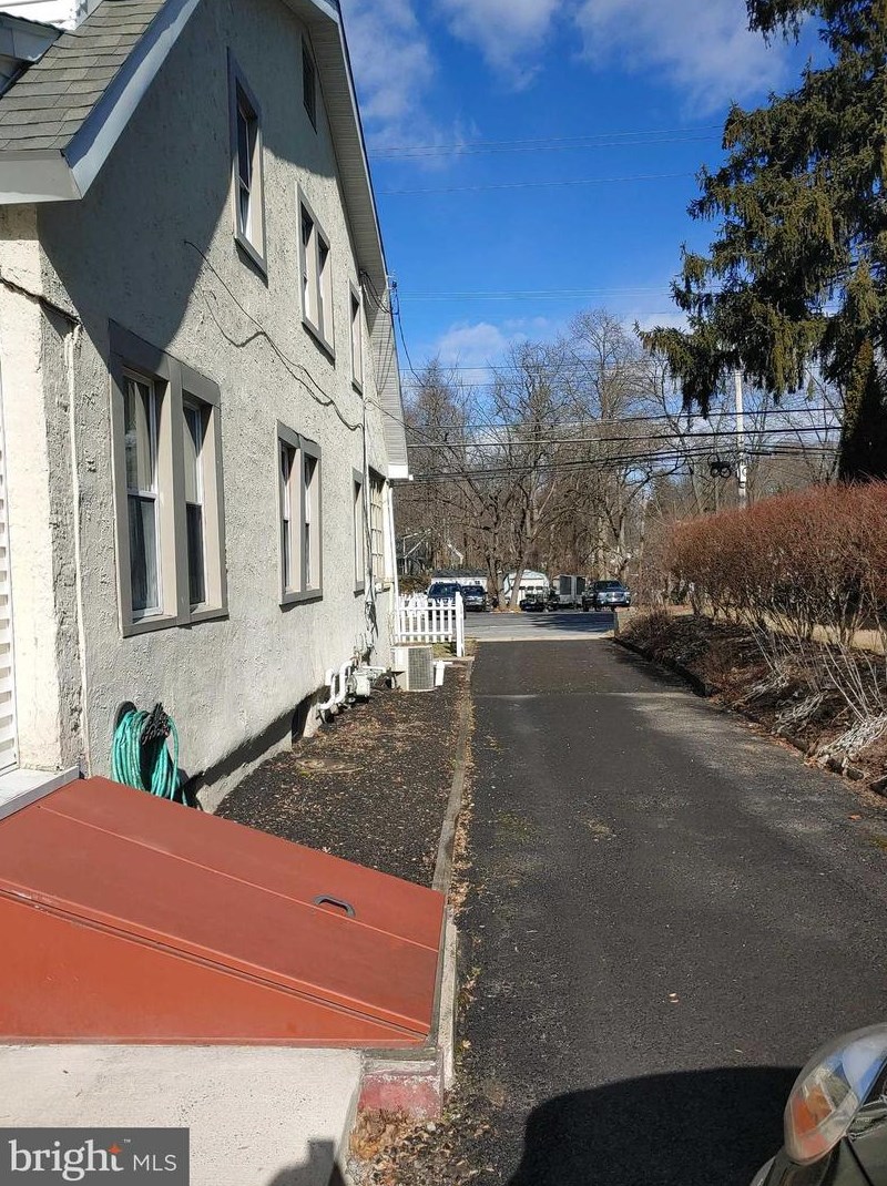 80 W Central Ave, Paoli, PA 19301
