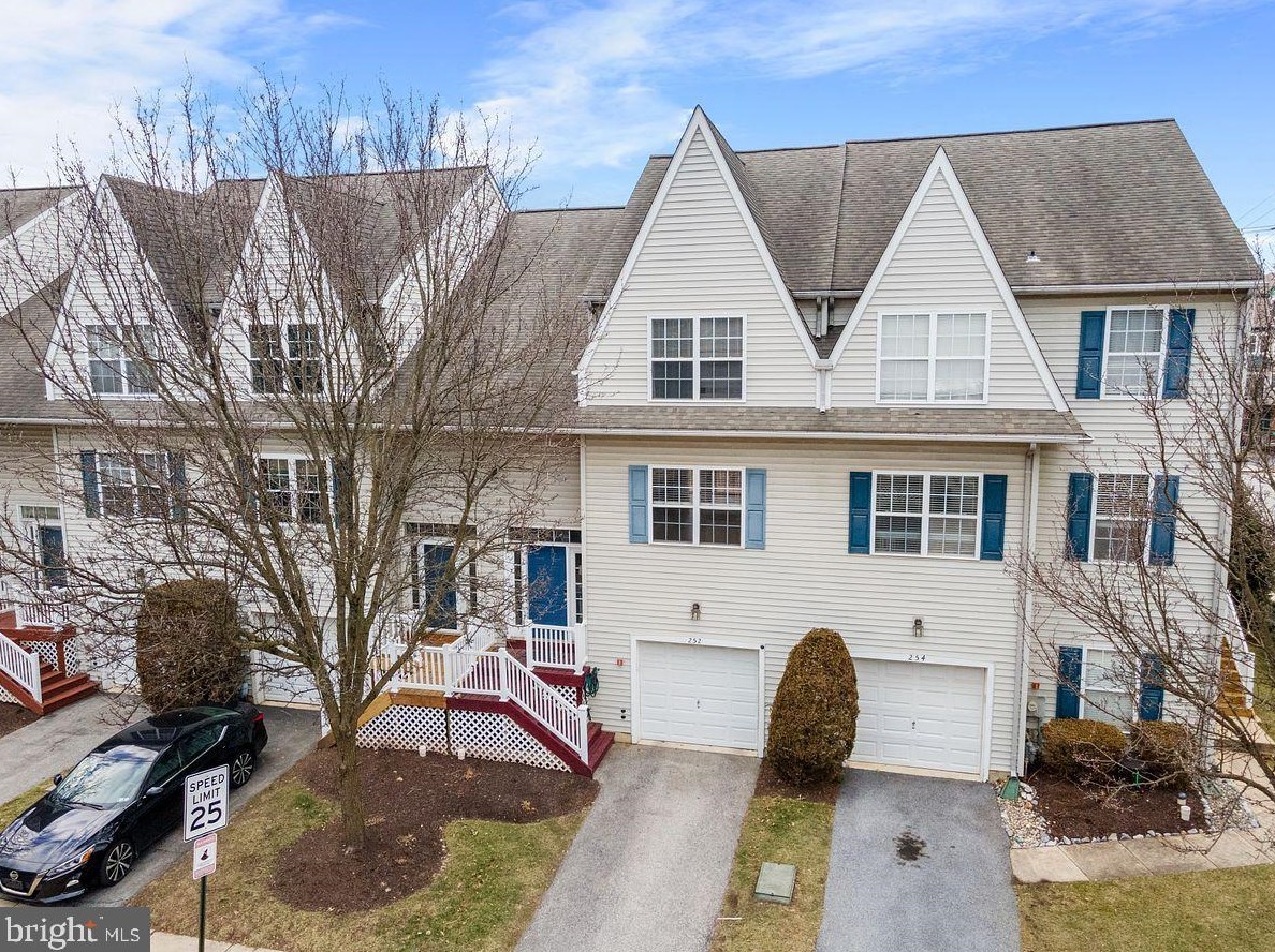 252 Roosevelt Ave, Downingtown, PA 19335