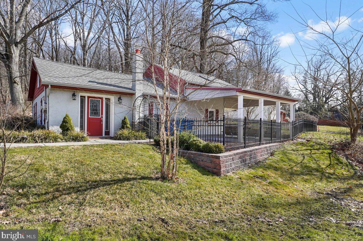 456 W Locust Ln, Kennett Sq, PA 19348