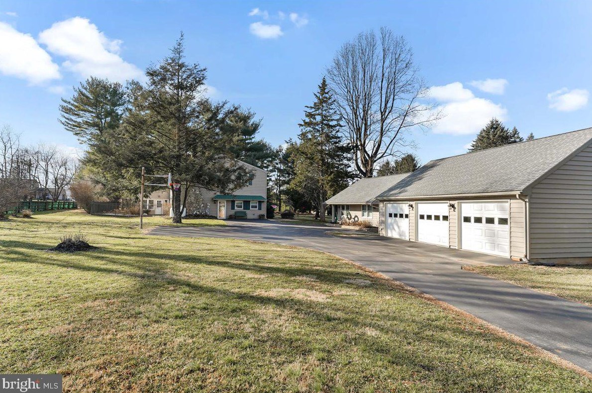 179 Davis Rd, Romansville, PA 19320-1030