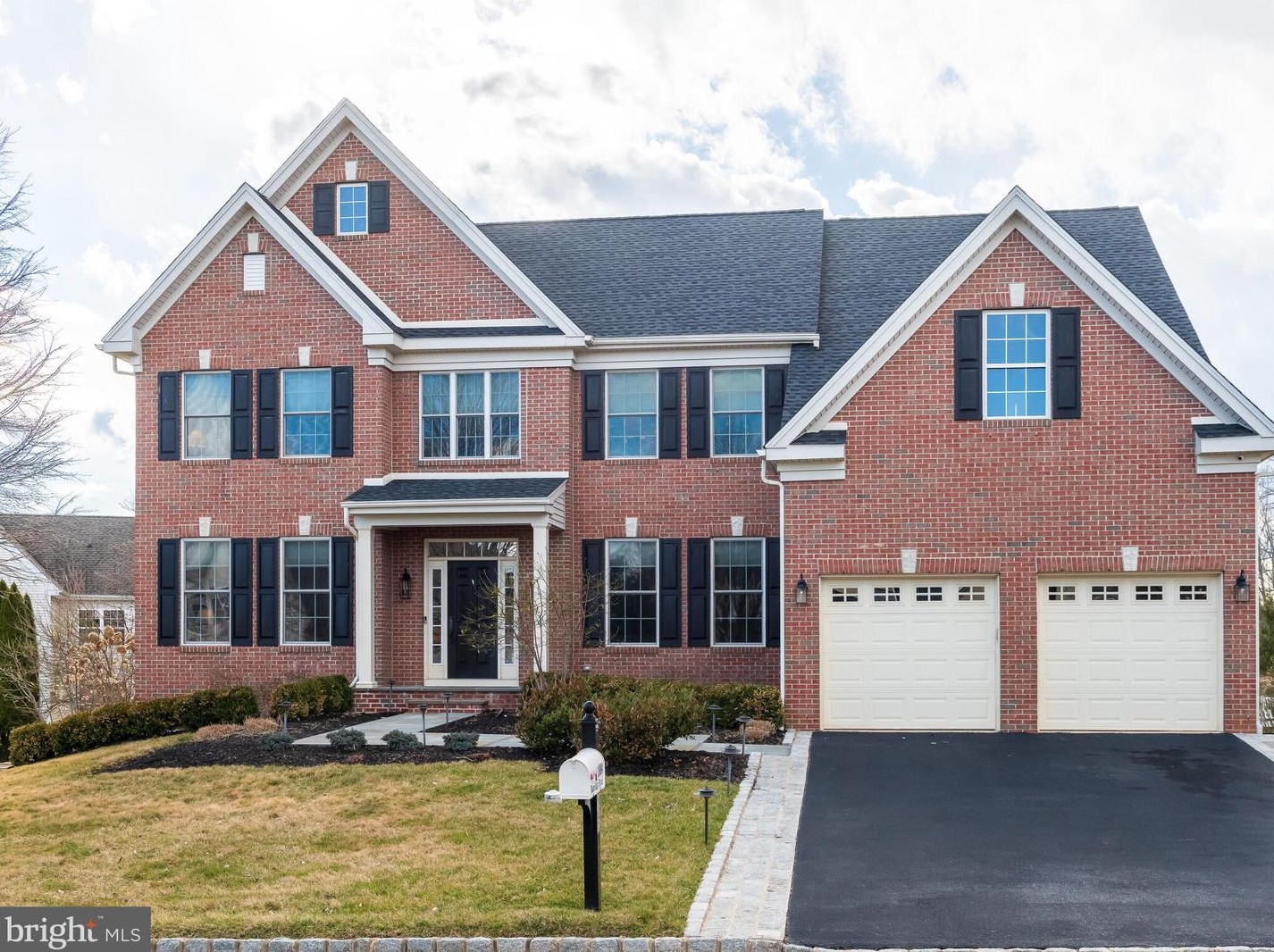 1004 Barclay Rd, Chester Springs, PA 19425-3834