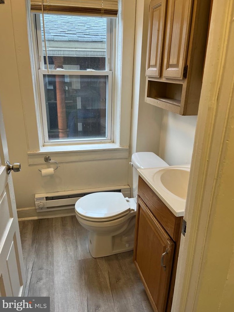 567 S 1st Ave Apt 4, Romansville, PA 19320