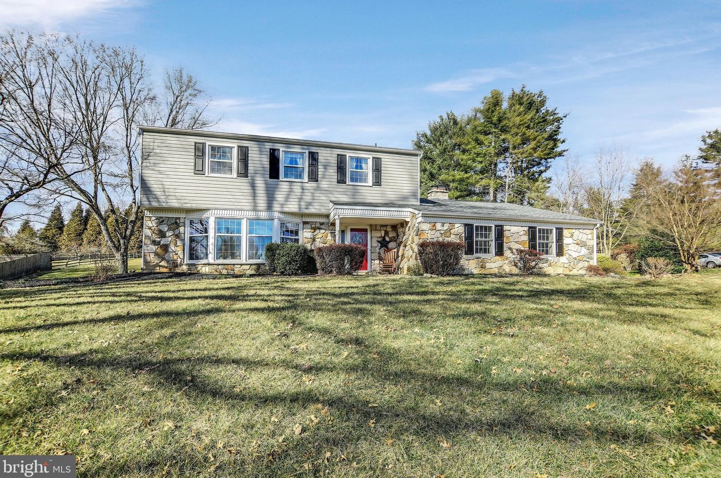 1421 Ponds Edge Rd, West Chester, PA 19382-7771