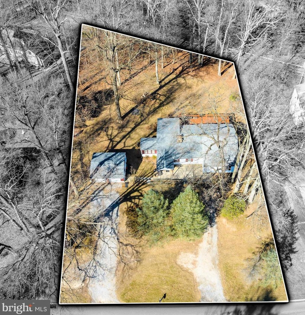 527 W Uwchlan Ave, Downingtown, PA 19335