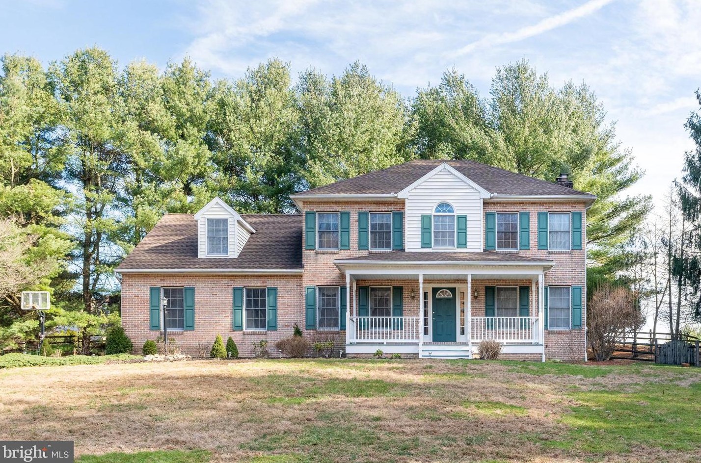 106 Ridgewood Ln, Oxford, PA 19363-2203