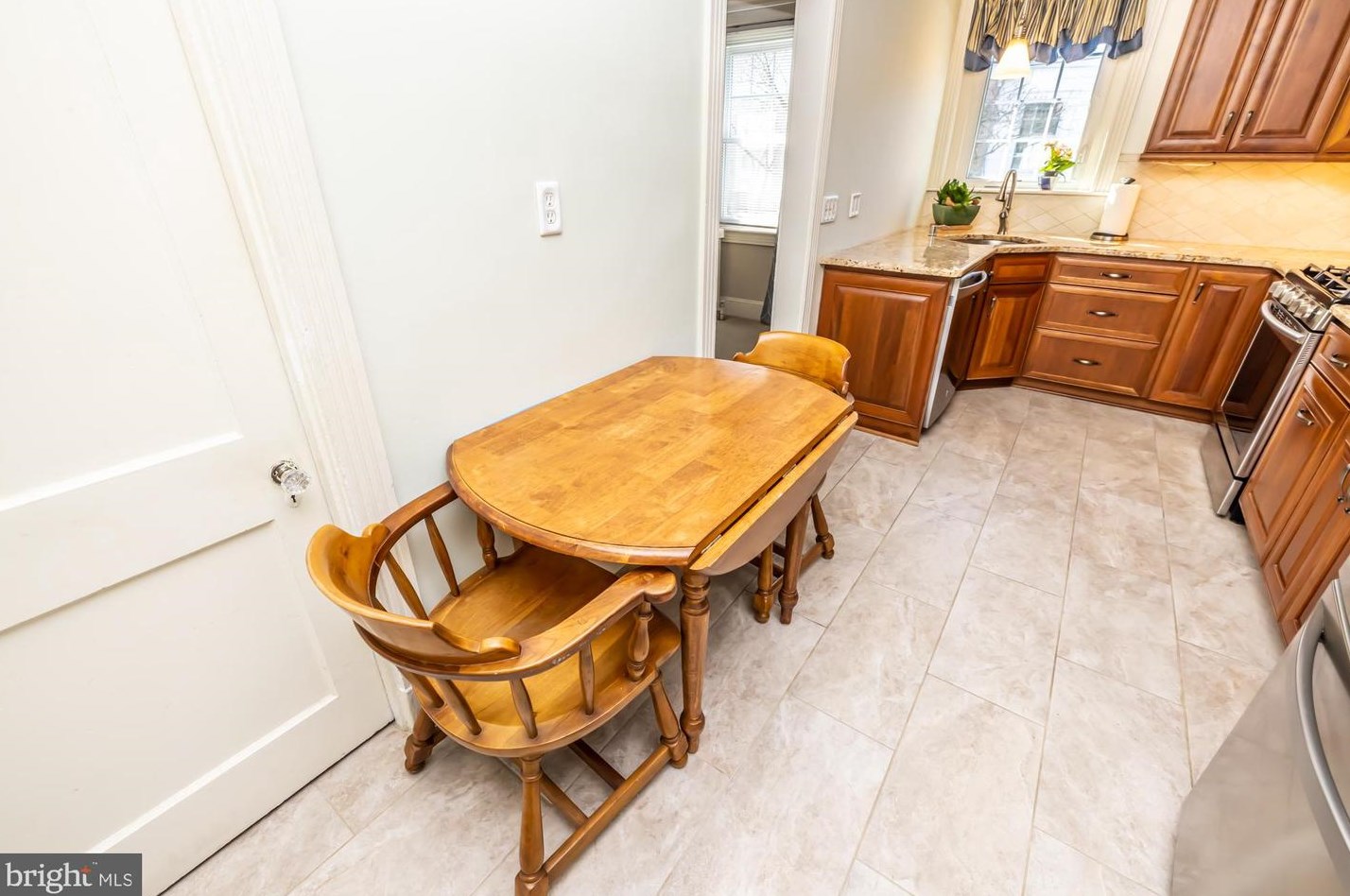 609 Sharpless St, West Chester PA  19382-3542 exterior