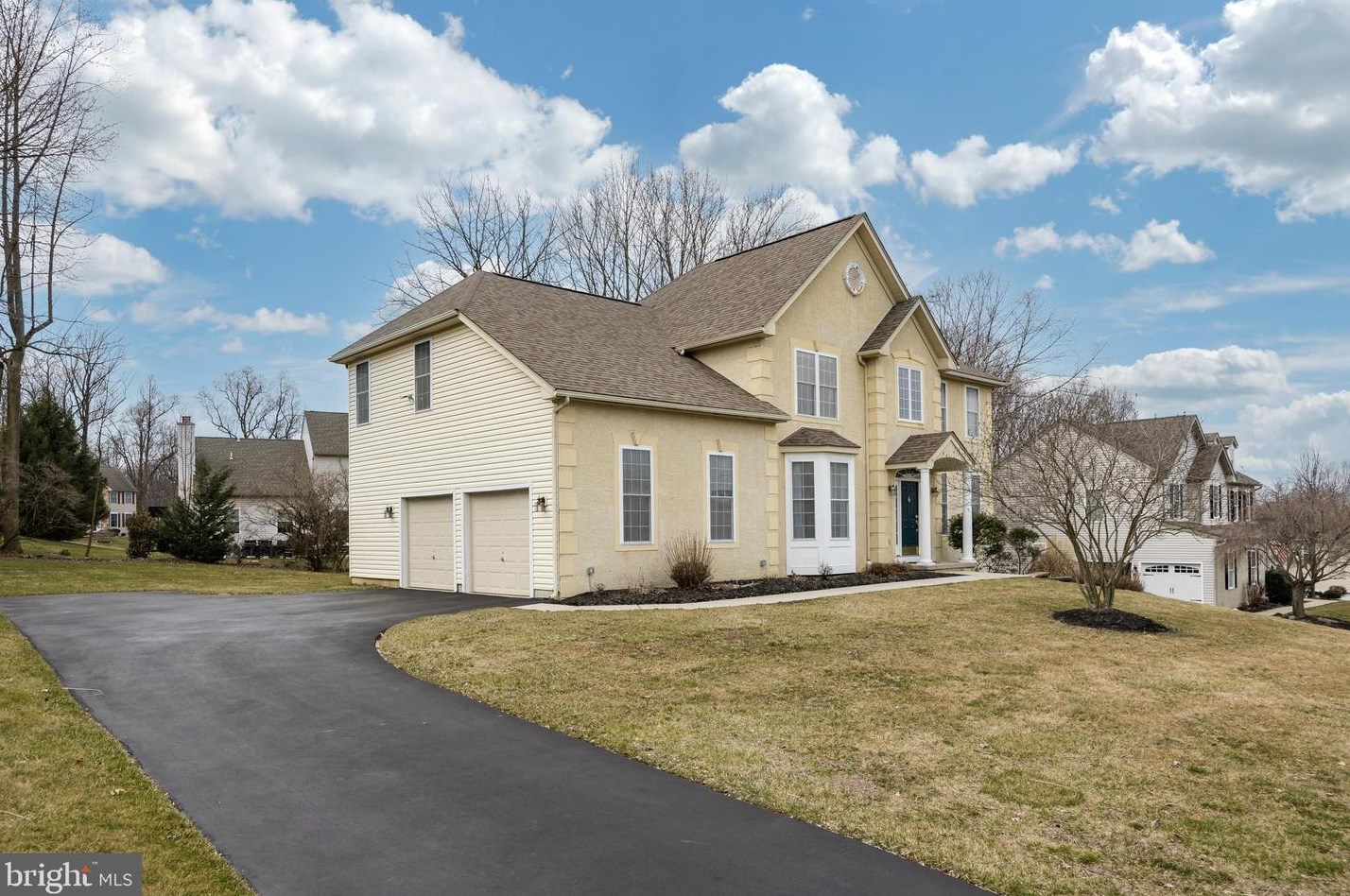 590 Charles Dr, Downingtown, PA 19335