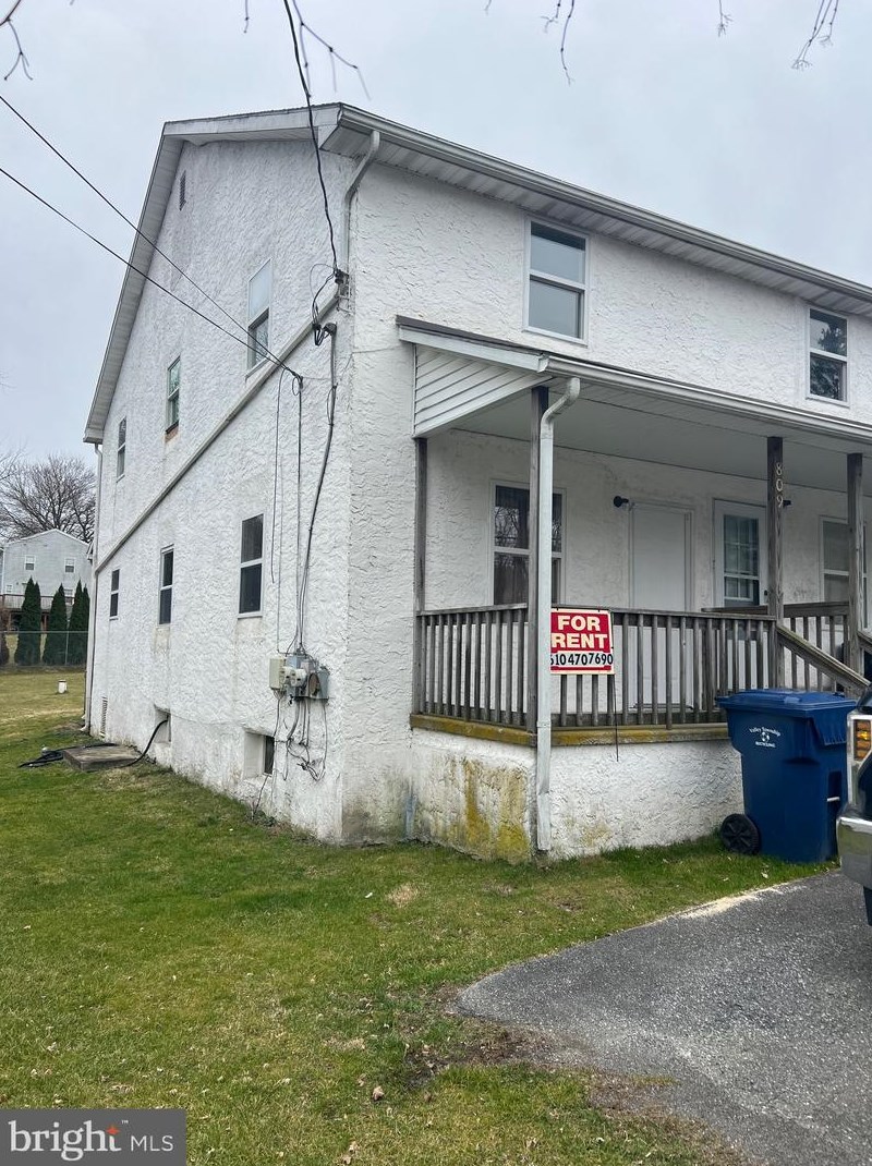 809 W Main St, Romansville, PA 19320