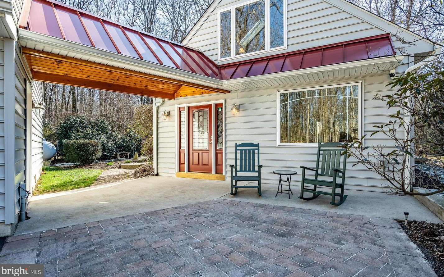 106 Northwood Dr, Romansville, PA 19320-1151