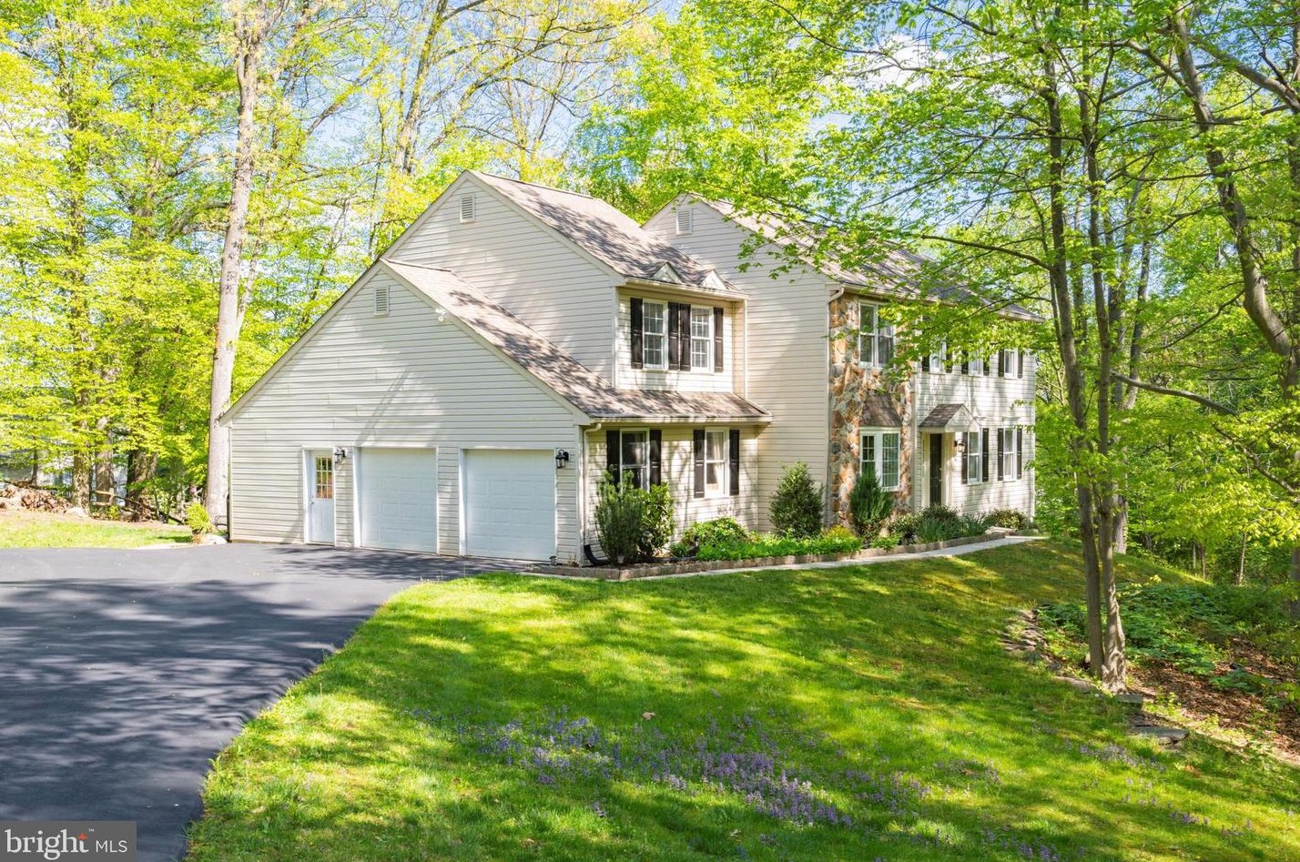865 Taylor Rd, Downingtown, PA 19335