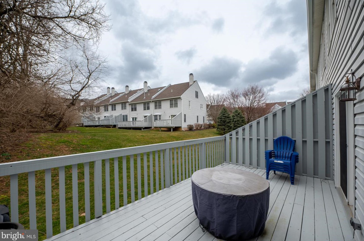 563 Saxony Dr, Exton PA  19341-2067 exterior