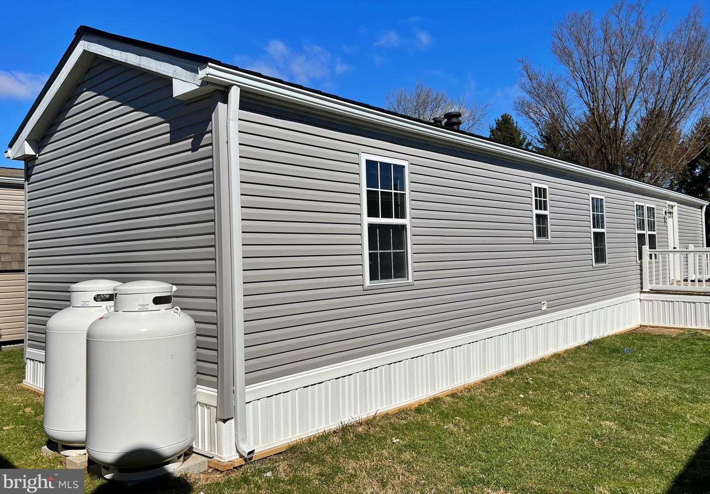 6 Vintage Ln, Honey Brook, PA 19344-9704
