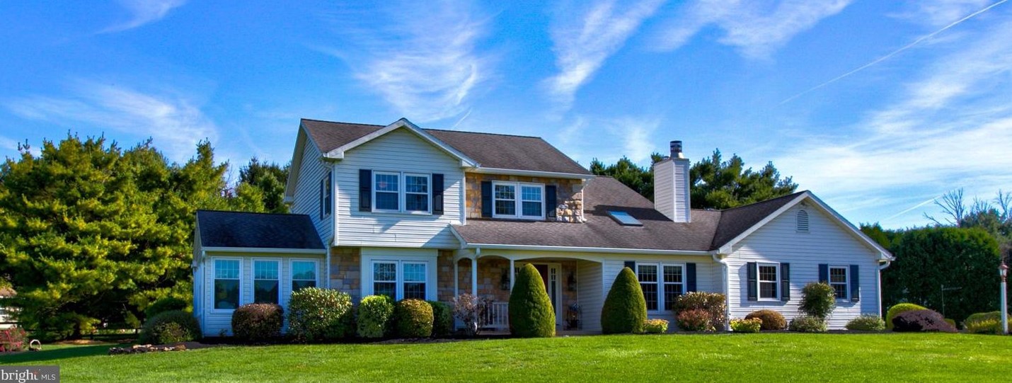 165 Davis Rd, Romansville, PA 19320-1030