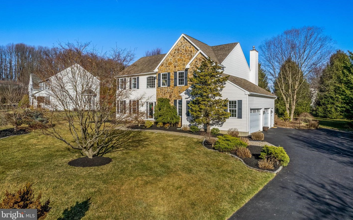 76 Ramblewood Dr, Glenmoore, PA 19343