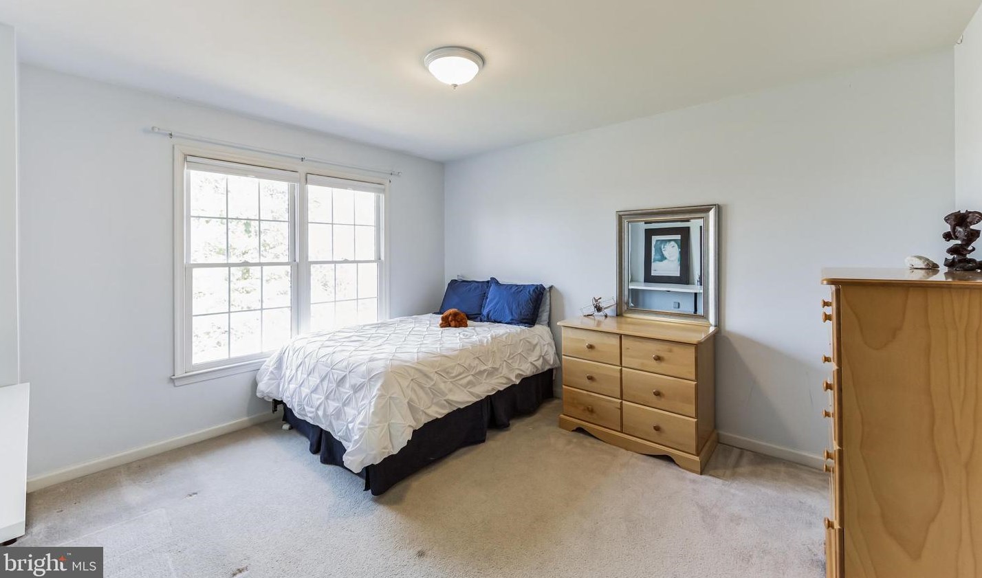 811 Kenmara Dr, West Chester PA 19380-2019 exterior