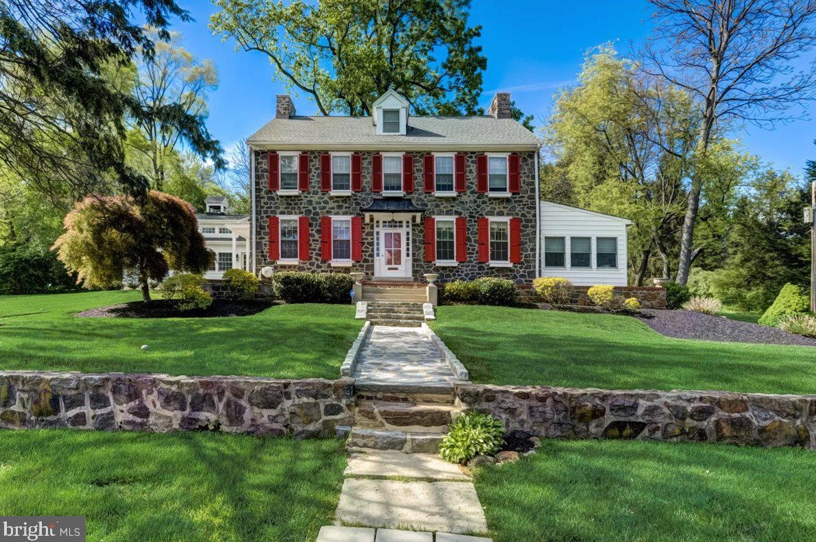 1523 Richard Dr, West Chester, PA 19380
