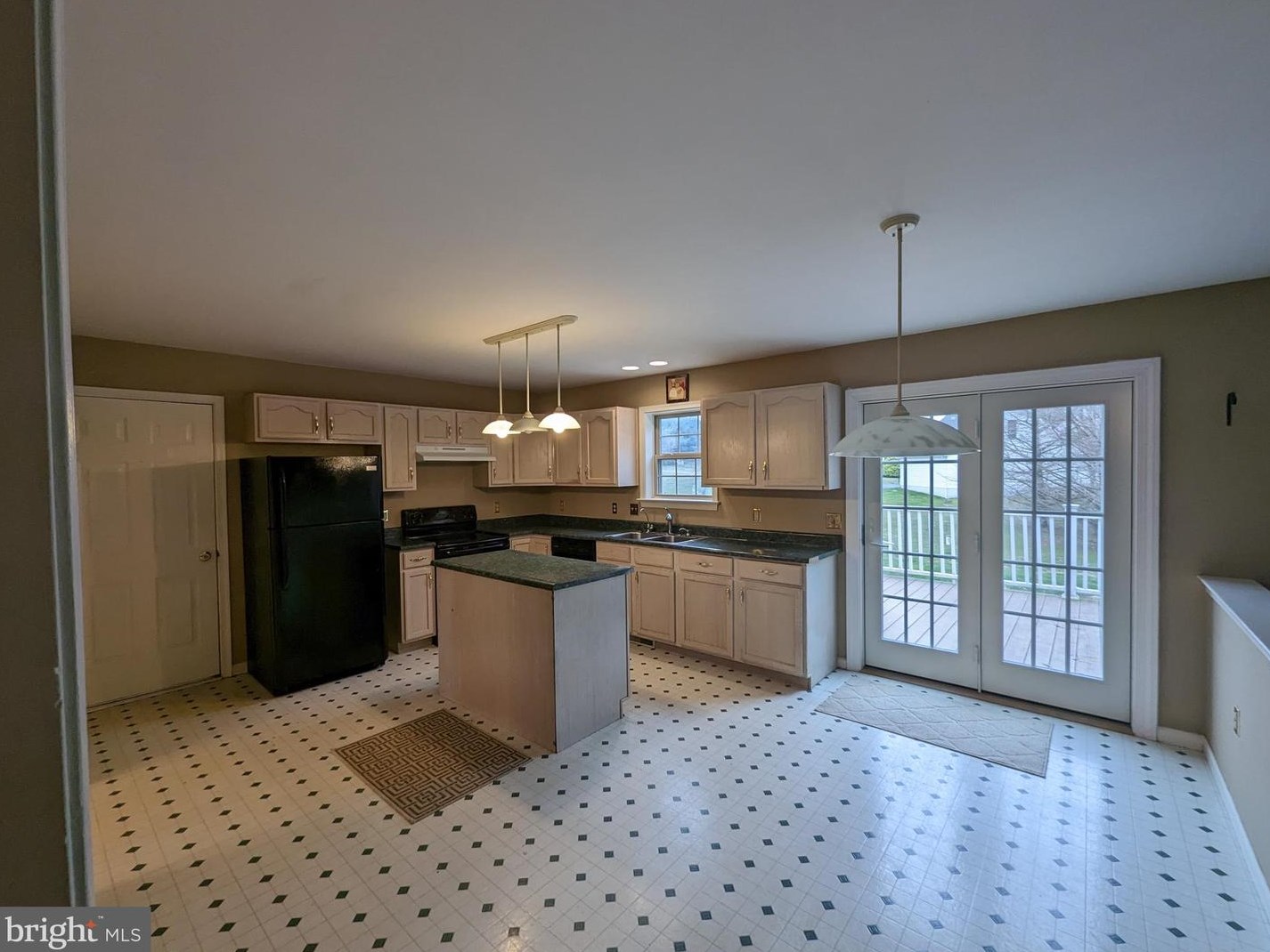 183 Darlington Cir, New London Township, PA 19352