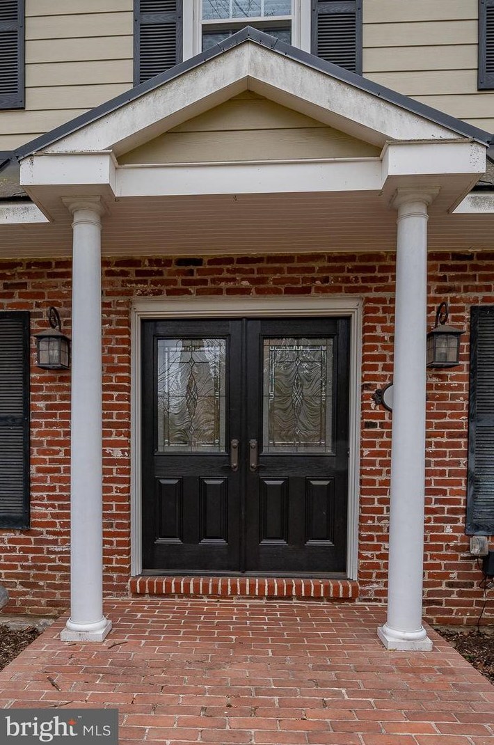 14 Porteous Rd, Berwyn, PA 19312