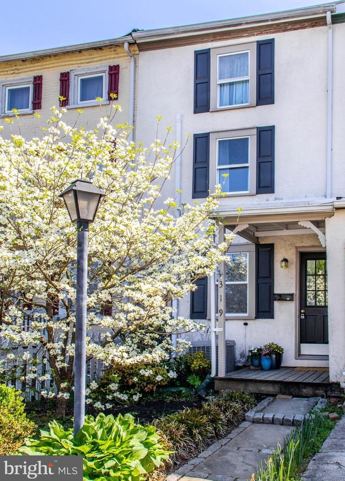 319 S Union St, Kennett Sq, PA 19348