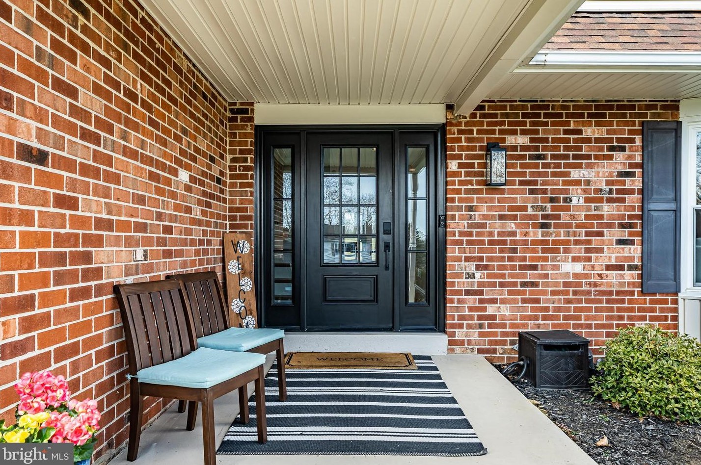 1362 Mark Dr, West Chester, PA 19380-6214