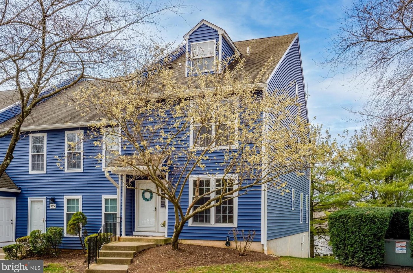 983 Roundhouse Ct, West Chester, PA 19380-1703