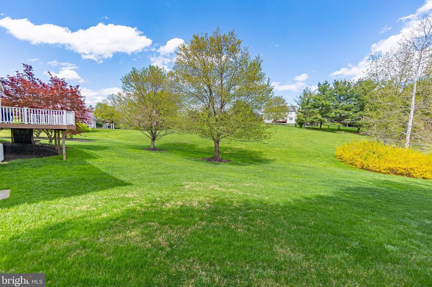 203 Southside Cir, Downingtown PA  19335-4428 exterior