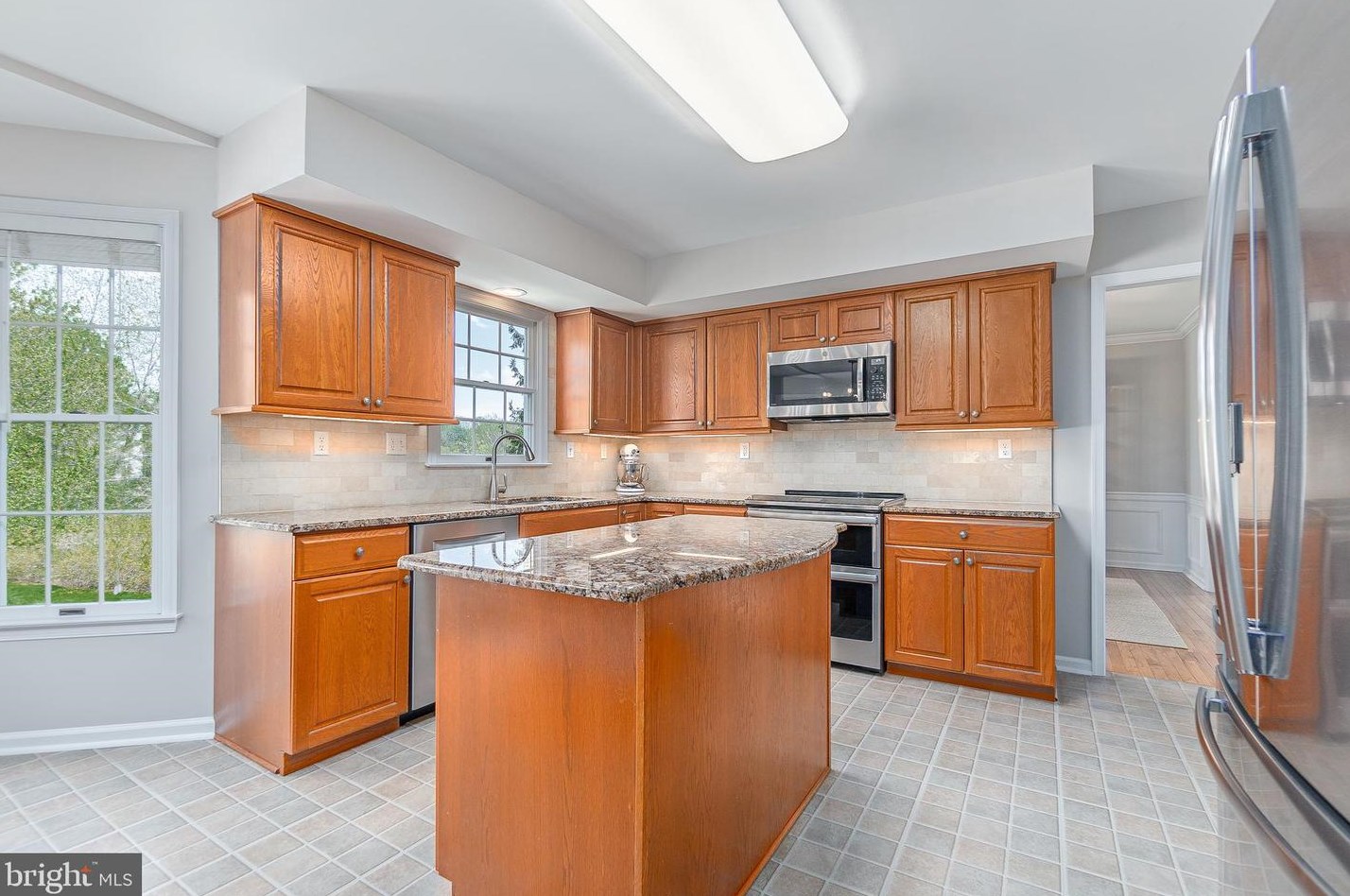 203 Southside Cir, Downingtown PA  19335-4428 exterior